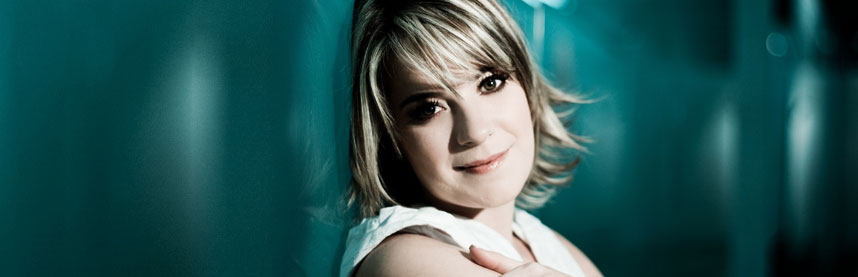 Estás Comigo – Mariana Valadão (Diante do Trono)