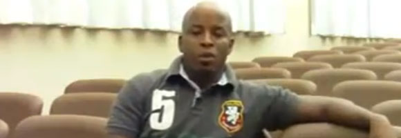 Tem Alguém te Olhando – Minyma